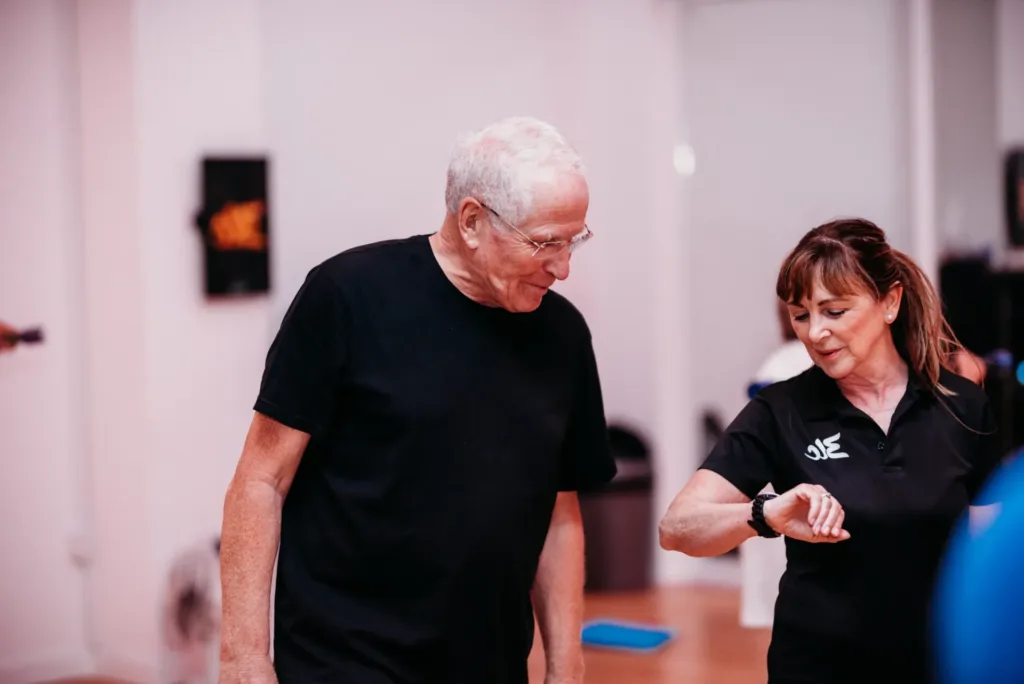 Man receiving assistance on his Health Programme