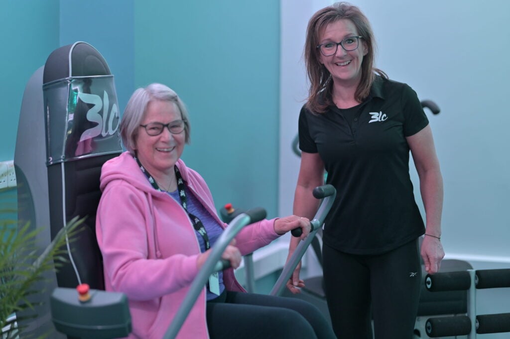 Two woman doing gym together