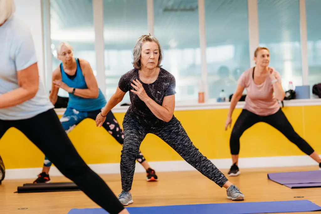 Woman doing leg lunge exercises